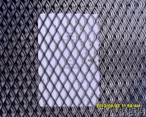 灌云不銹鋼鋼板網-02
