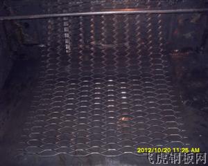 鋼板龜甲網(wǎng)－０２