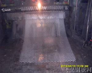 60刀不銹鋼鋼板網－０３